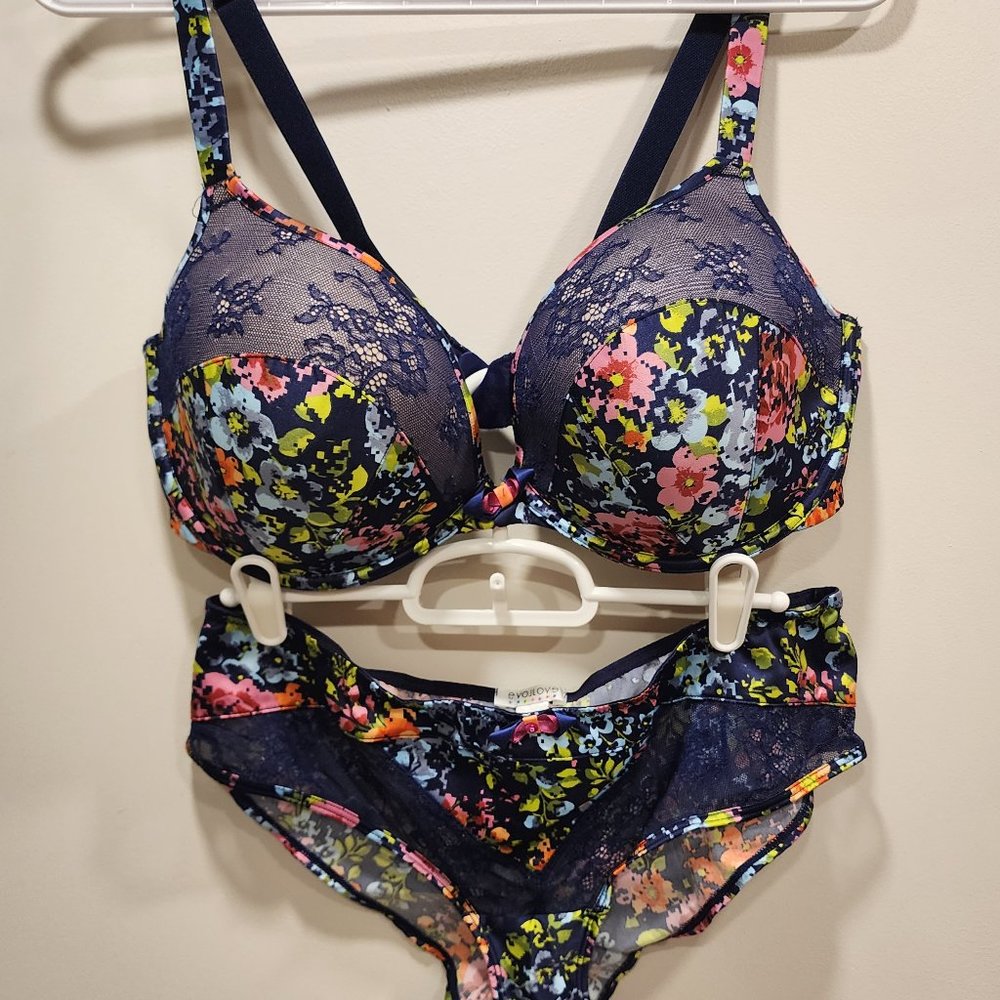 38DD Lingerie Set in Satin Navy Digitized Floral Print with Lace Accents